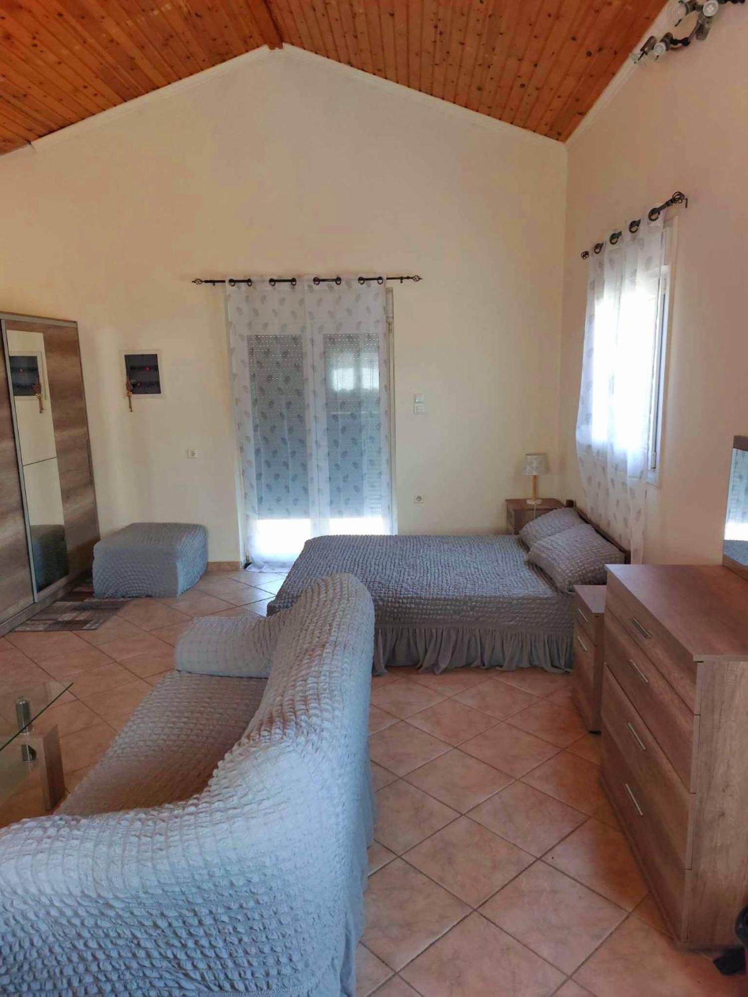 Holiday home Lagadia House